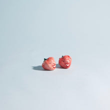 Load image into Gallery viewer, Winking Strawberry Shakers
