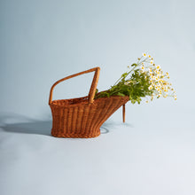 Load image into Gallery viewer, Wicker Wine Bottle Basket
